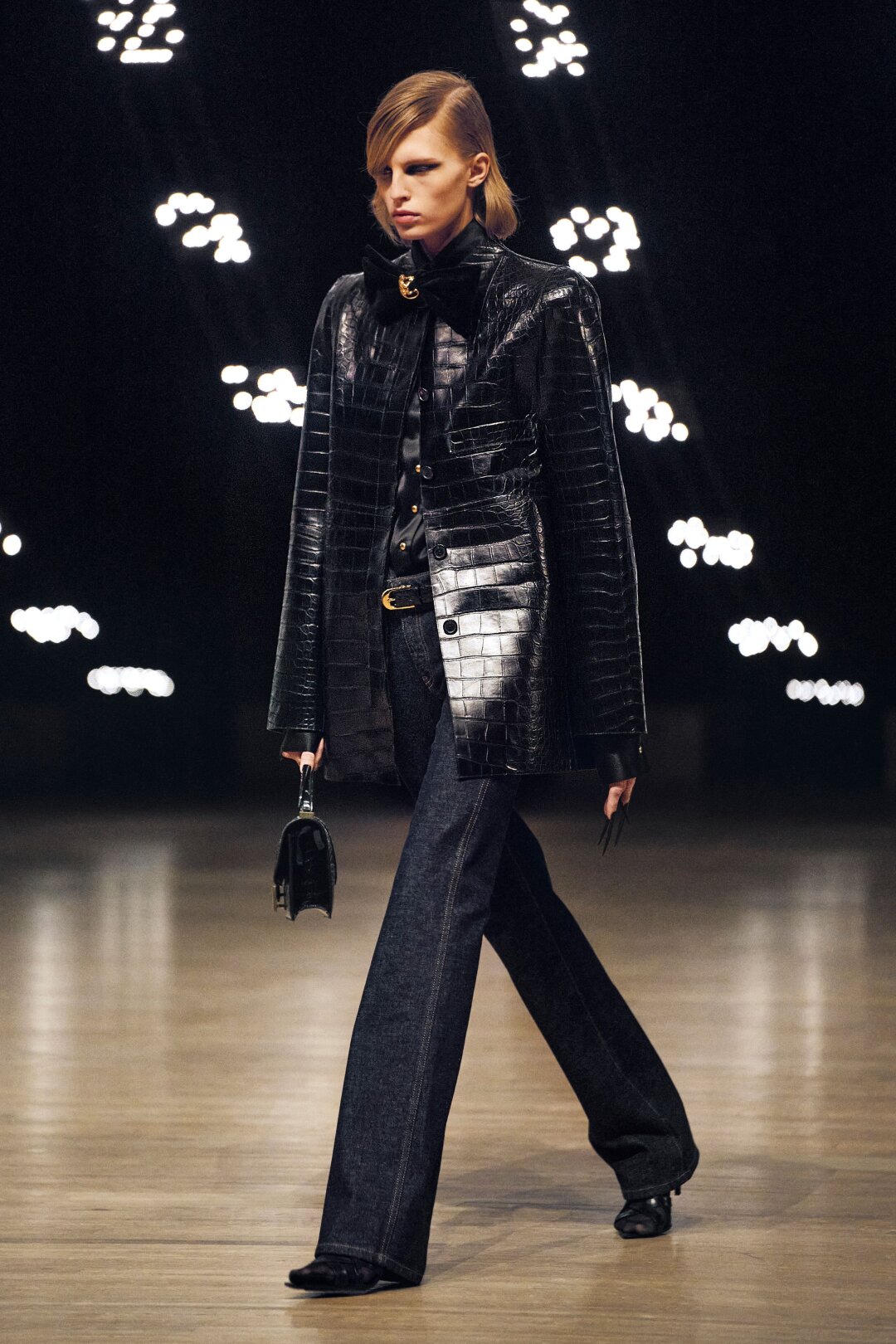 Бантик-база — важнейший аксессуар шоу Khaite FW'26