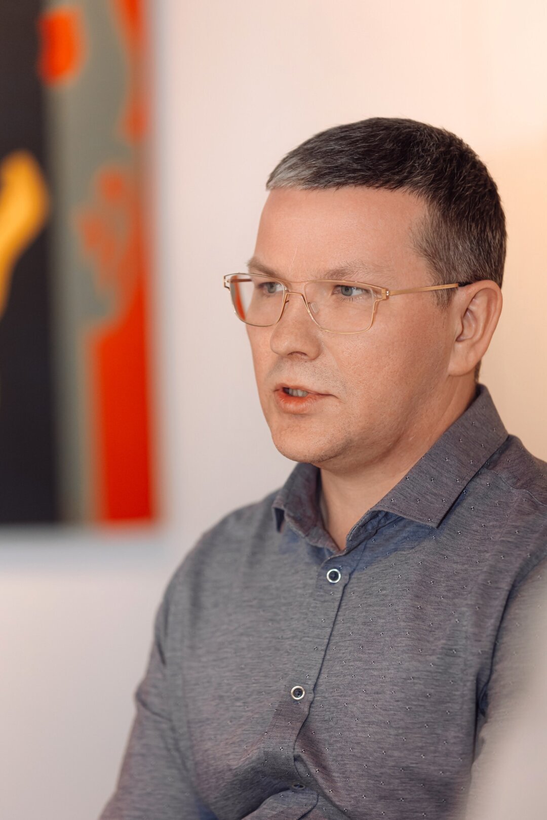 СЕРГЕЙ ИВАНОВИЧ РЯЗАНОВ, завотделением пластической, эстетической и реконструктивной хирургии «Центра косметологии и пластической хирургии» им. С.В