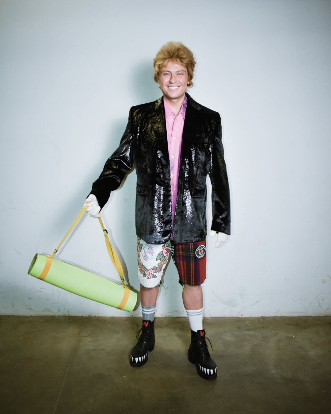 Ниндзя гедонизма Прохор Шаляпин для шоу «Хозяйка нейросетей!». Стиль: Рамиль Шакирзянов. Фото: Всеволод Шарлай