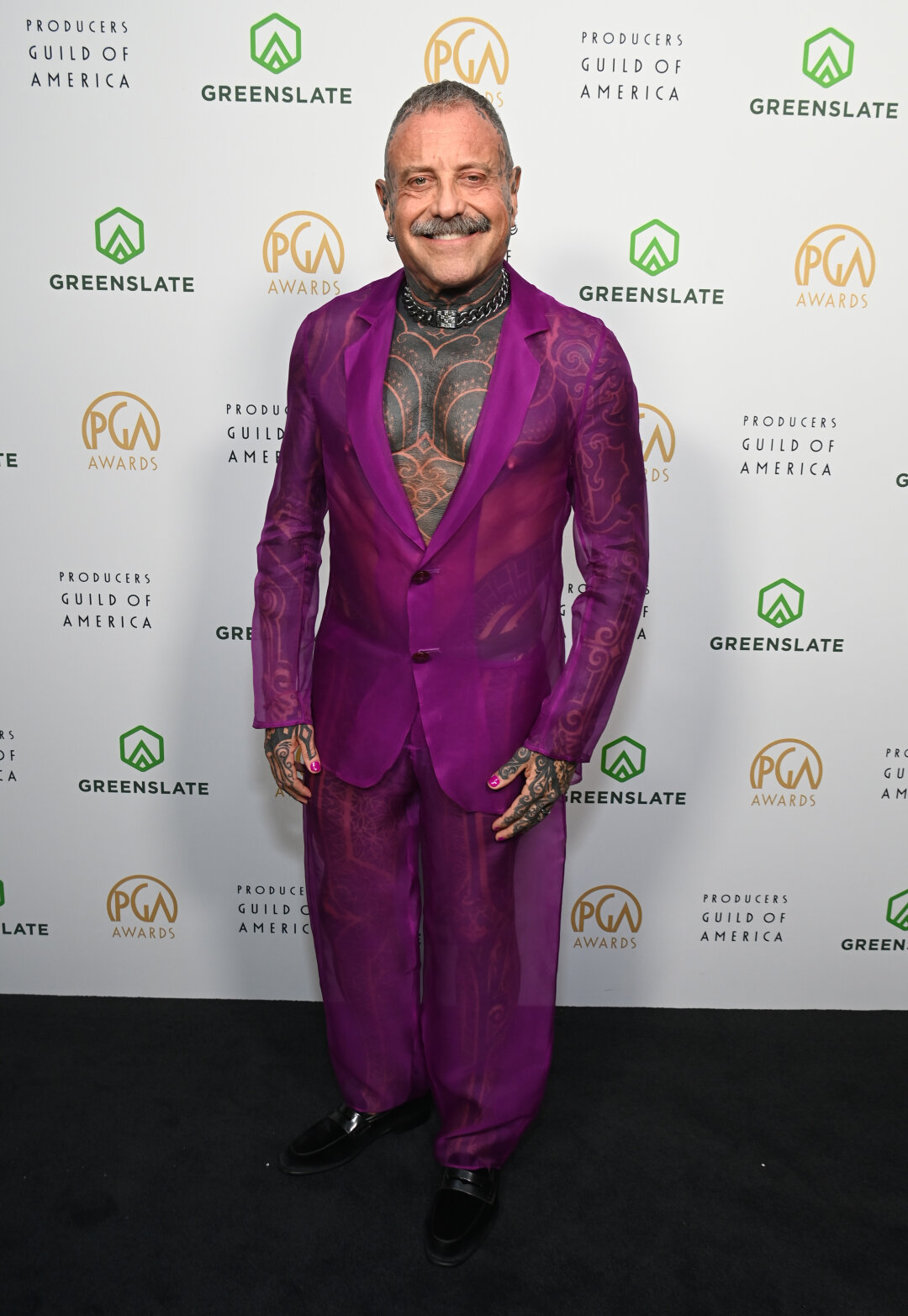 В творческом арсенале сценариста и продюсера Брэда Карпентера: «Секс в большом городе», «Подпольная империя», «Полиция Токио»