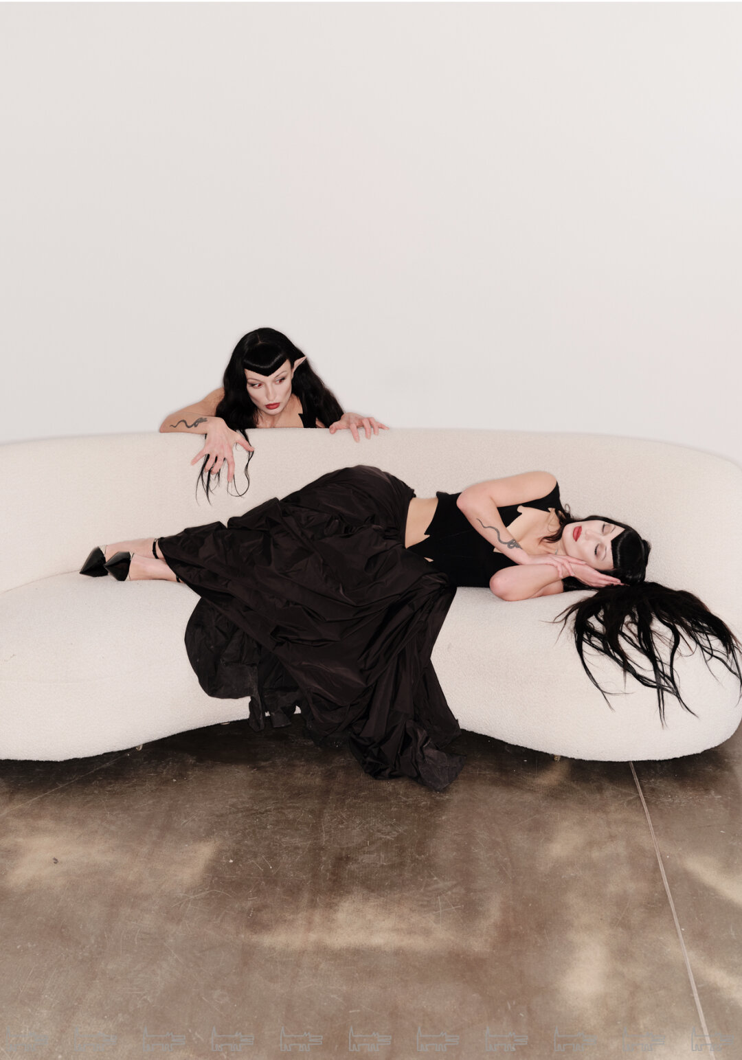 На Фаризе: корсет BELIK, юбка SORELLE