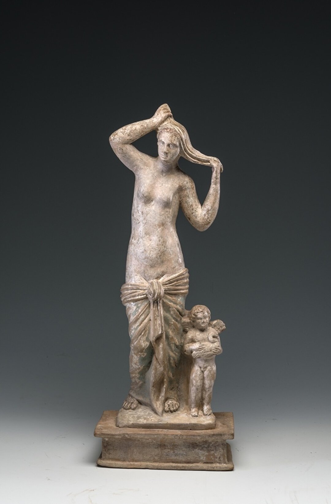 Афродита с Эротом. Центральная Греция (?), I в. до н.э.– I в.