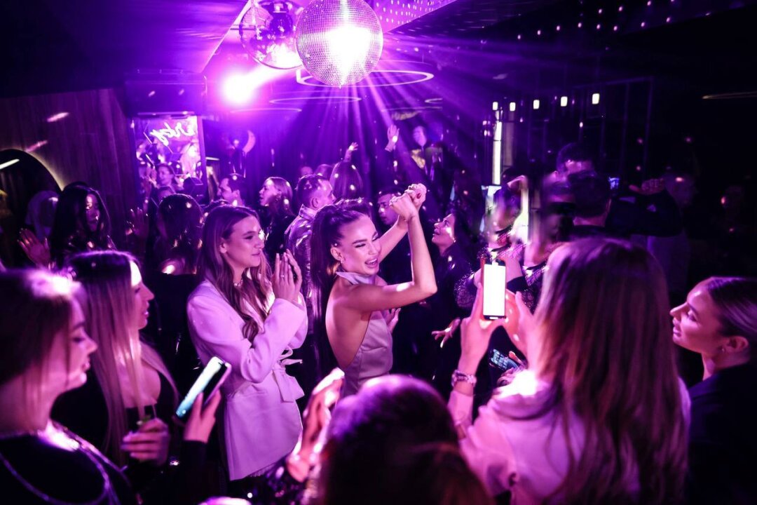 Марафон вечеринок в «Либерти бар»