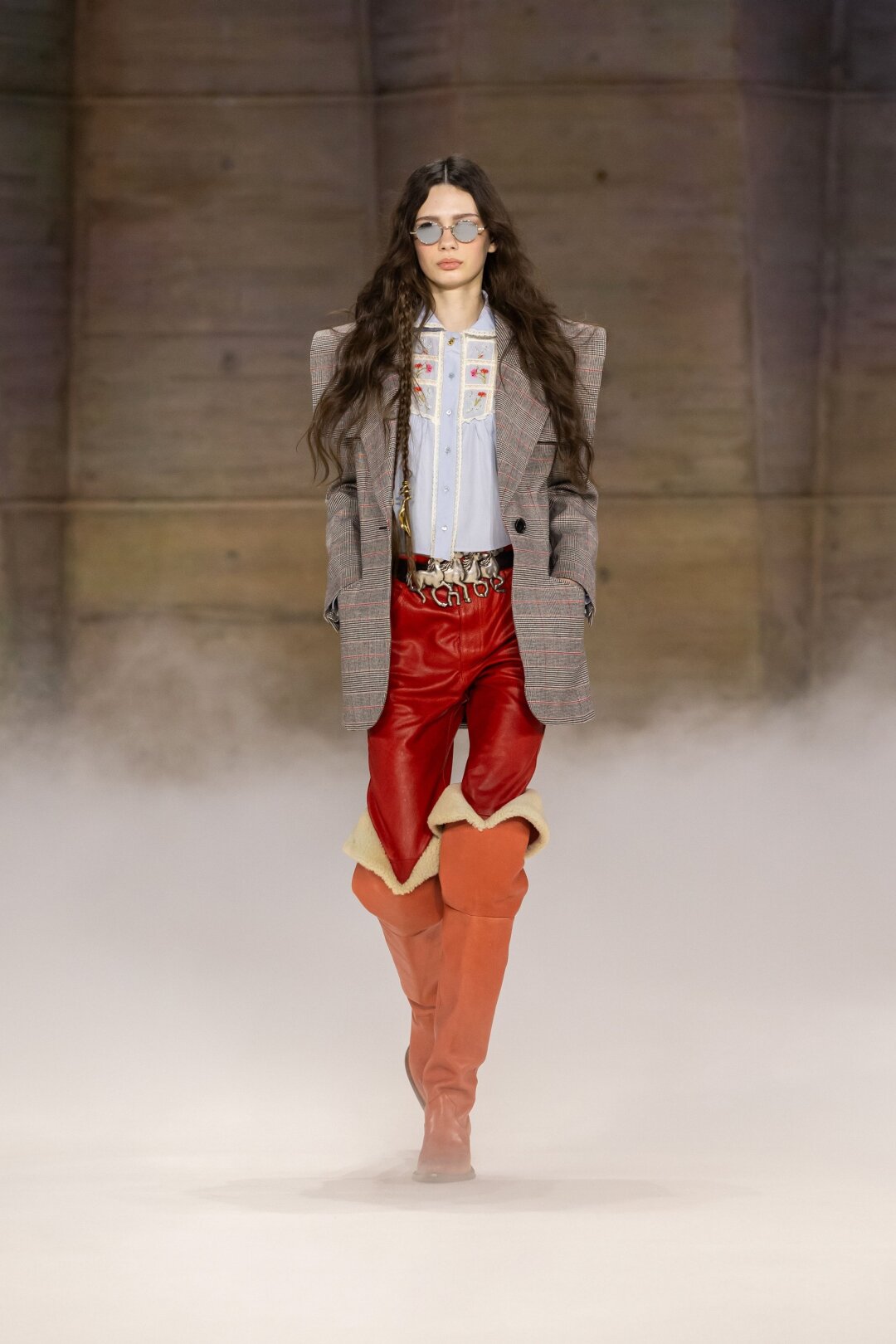 «Спирит: Душа прерий», или четыре всадника апокалипсиса на поясе Chloé FW'26