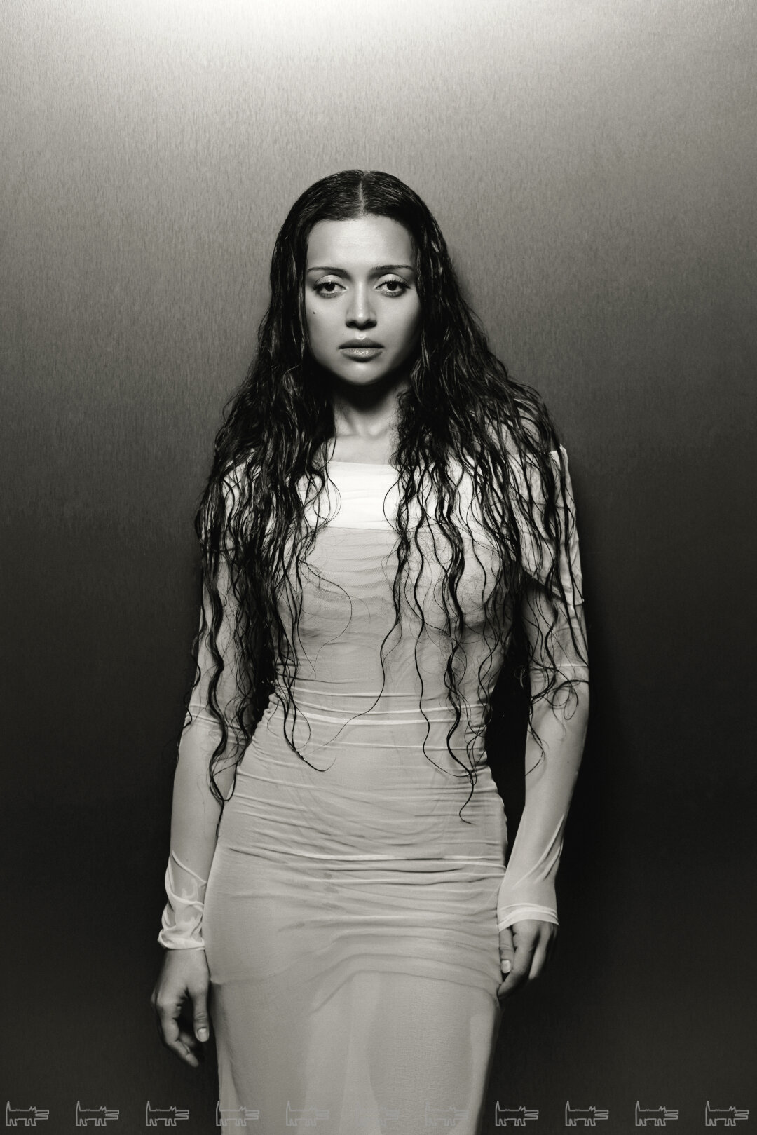 Нигяр Юсифова в тотал-луке Neegoosh для Собака.ru. Фото: Дана Сапарова