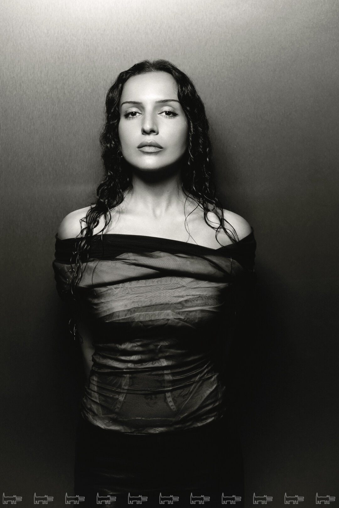 Самира Юсифова в тотал-луке Neegoosh для Собака.ru. Фото: Дана Сапарова