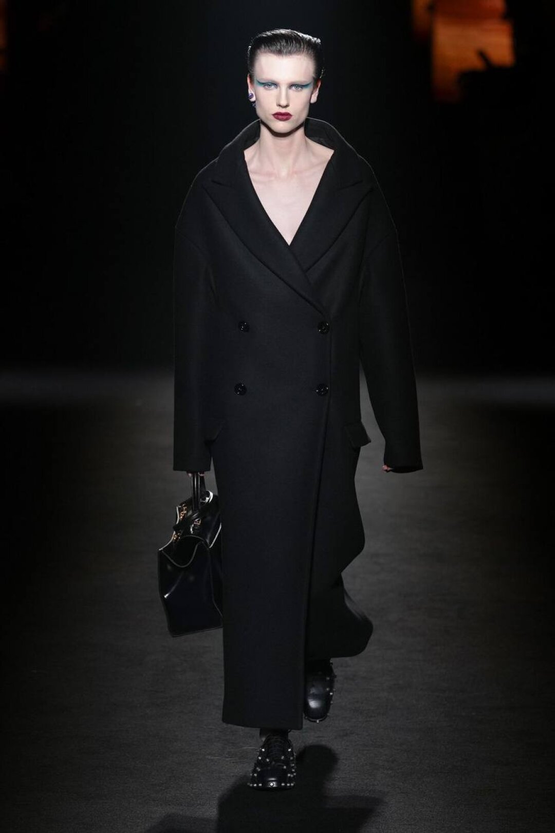 Фиксируем: готический шик (важнейшая эстетика года!) добрался и до Пьерпаоло Пиччоли