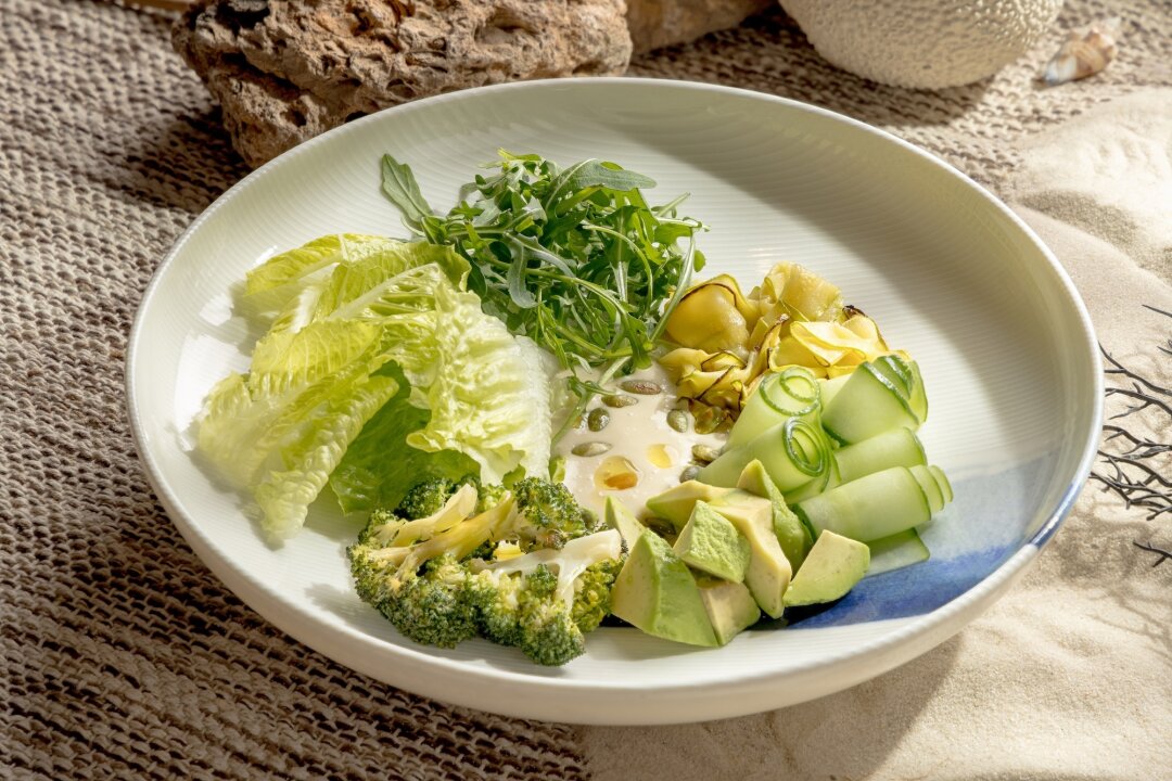 Зеленый салат в ресторане «Черное море»