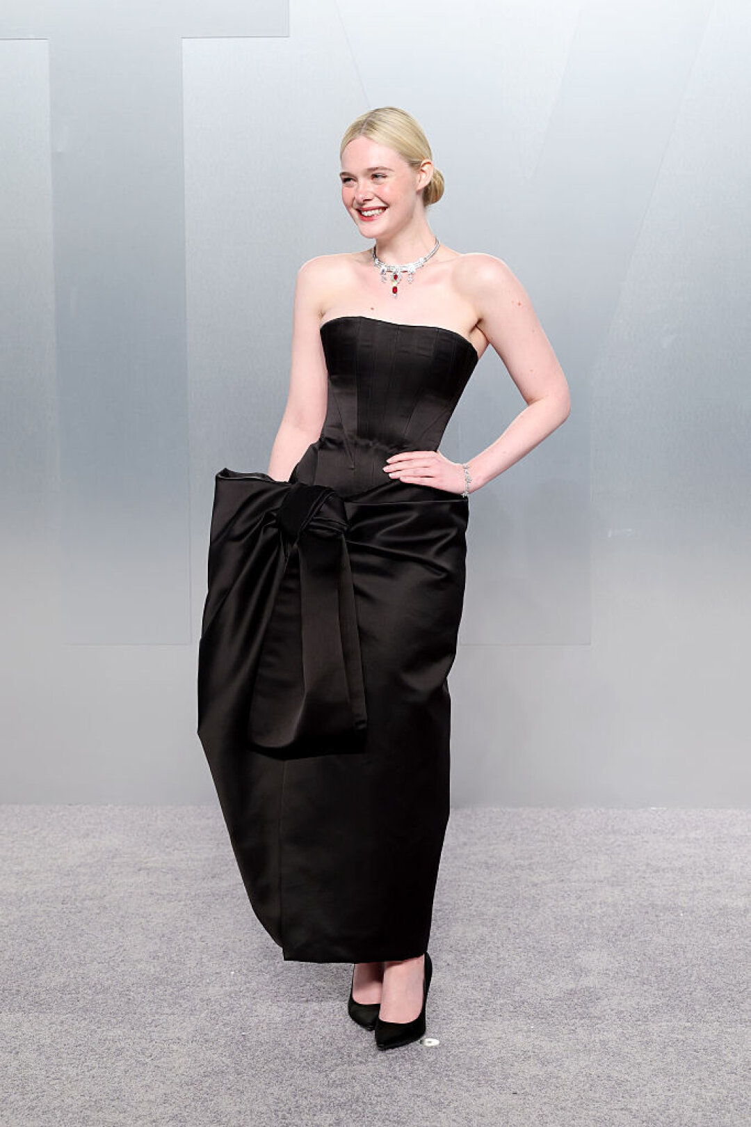 Эль Фаннинг в Givenchy