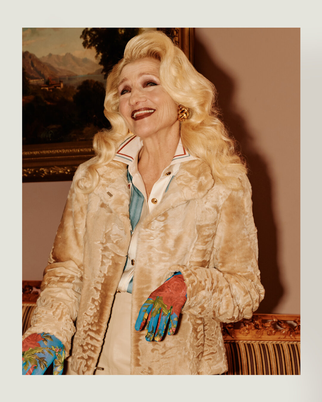 Пальто из каракуля Sencellerie, 1 450 000 руб.