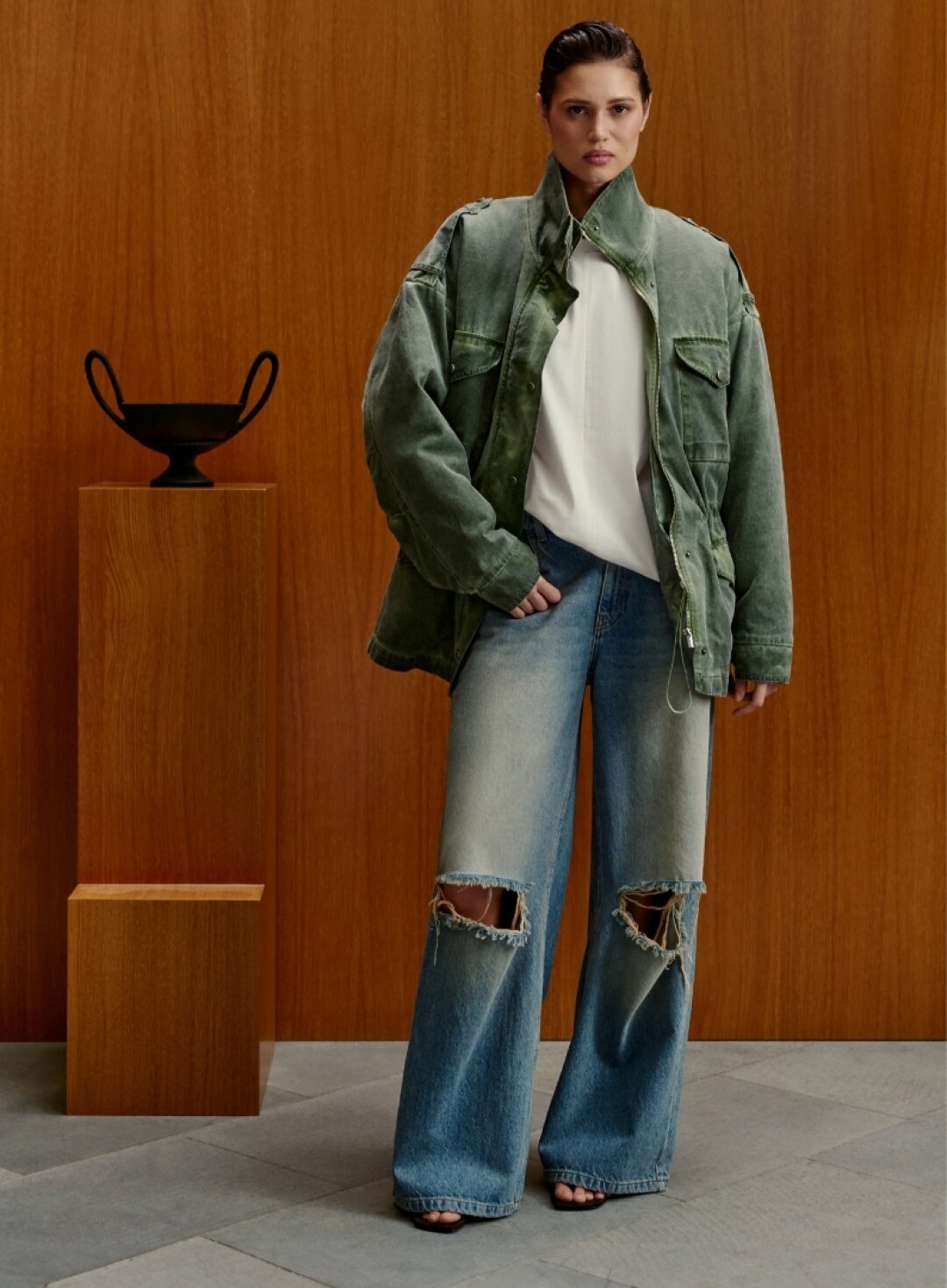 Autentiments, 79 000 руб. Парки — главные куртки сезона по мнению Миуччи Прада и важнейшего фэшн-дуэта Петербурга — фаундеров Autentiments Анны Кранк