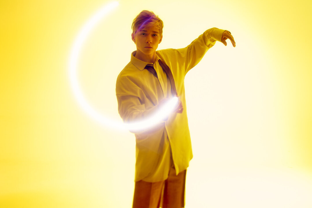 На Олеге: рубашка Your Antihero, галстук Tombolini (Bosco), шорты Viva Vox