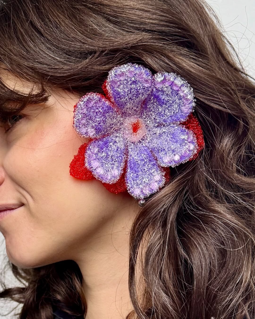 Кафф Plaabs, цена по запросу Знакомьтесь, фрешмены flowercore-украшений Plaabs во главе с Пашей Прошиным — печатают на 3D-принтере цветочные стейтмент