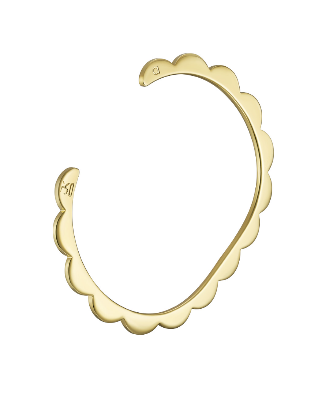 Avgvst x J.Kim, 31 000 руб. Резной браслет из коллаборации ювелиров Avgvst и суперзвезд корё-сарам дизайна J.Kim отсылает как к лепесткам, так и к