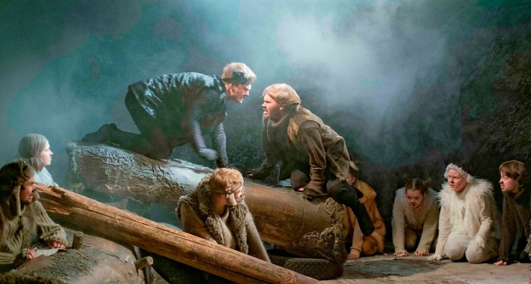 Спектакль «Собаки» на сцене театра «У Моста»