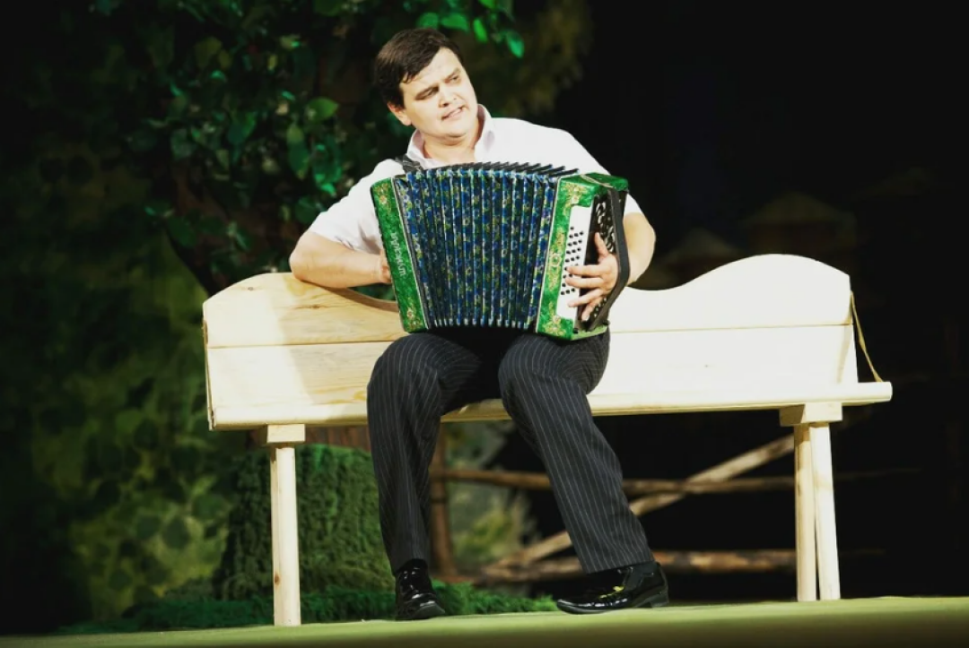 Спектакль «Необычная история в обычной деревне»