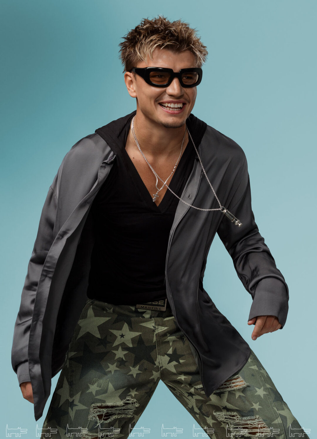 Андрей Мостовой На Андрее: лонгслив MERÉ (ДЛТ)