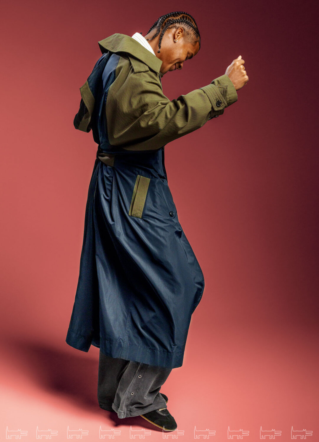 Вильмар Барриос На Вильмаре: плащ ISABEL BENENATO, кеды DRIES VAN NOTEN