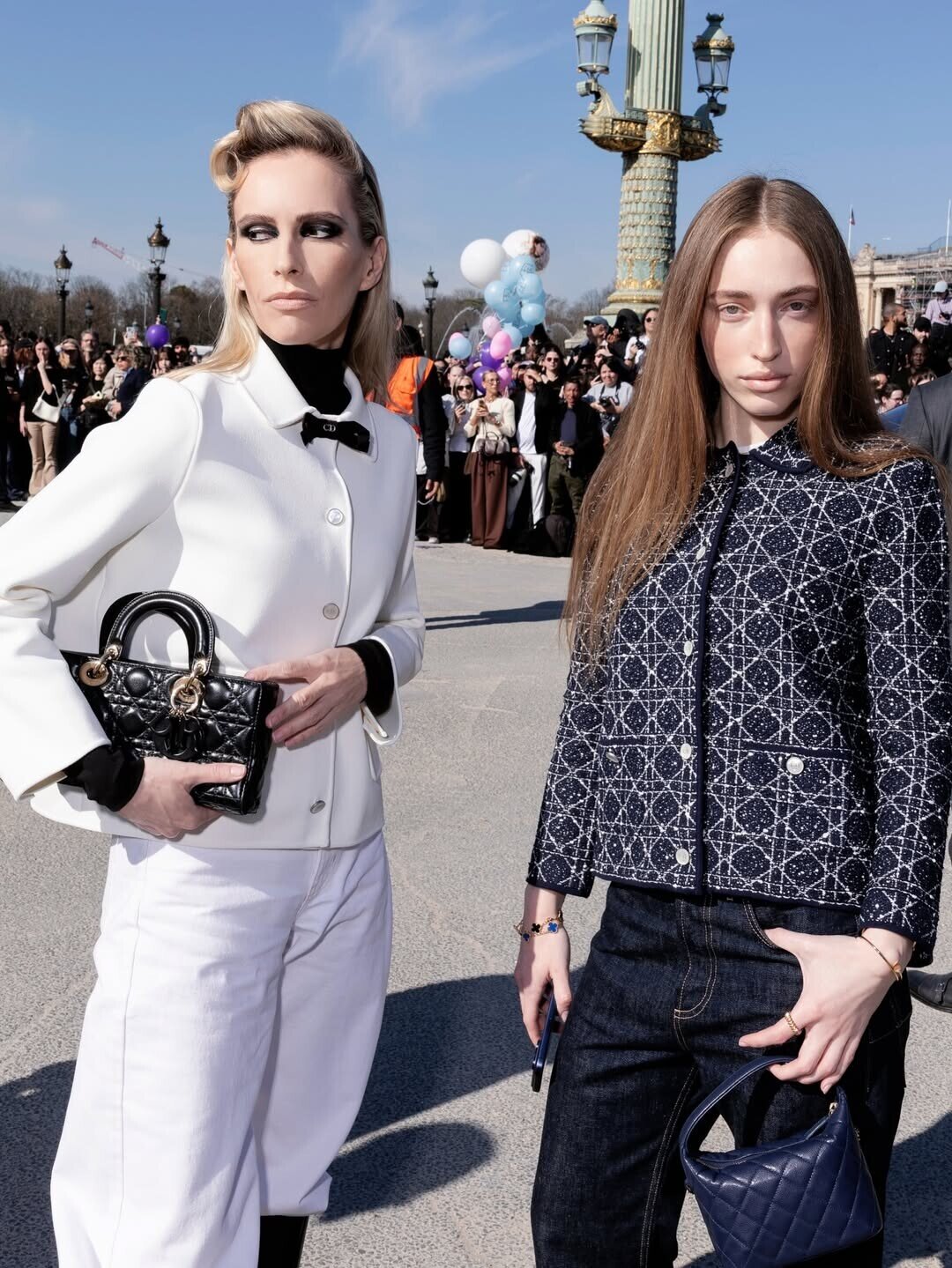 Юлия Воронова вместе с дочерью Станиславой Токаревой на шоу Christian Dior Джонатана Андерсона в Париже