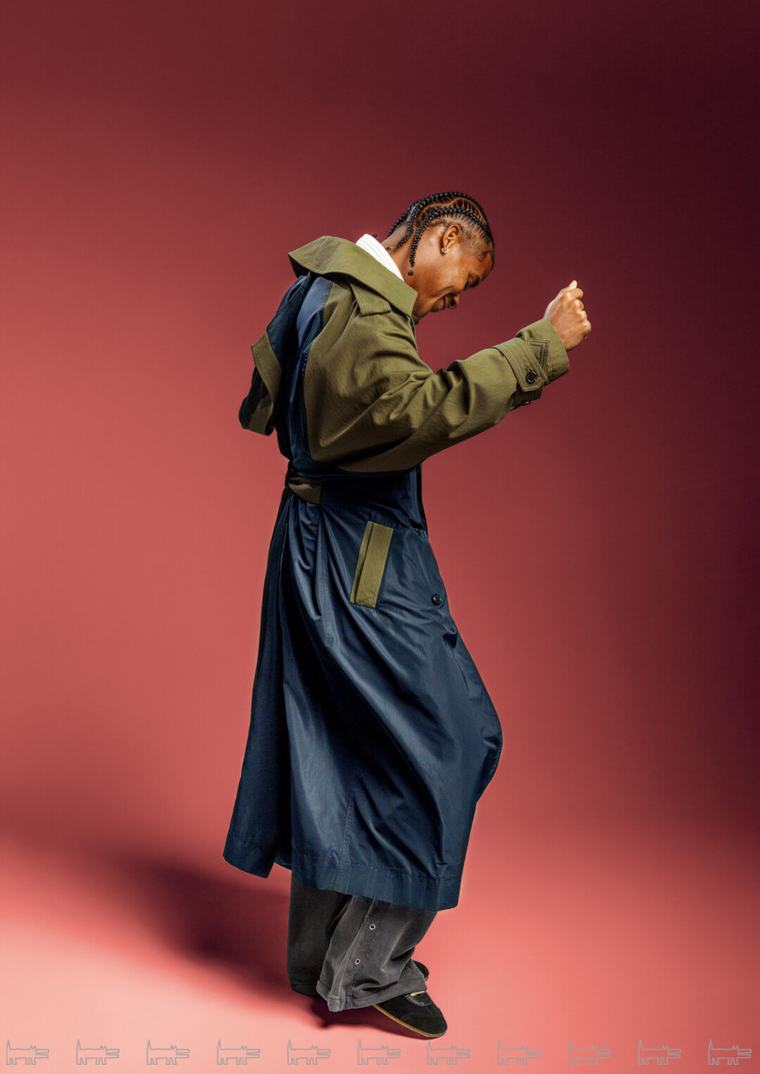 На Вильмаре: плащ ISABEL BENENATO, кеды DRIES VAN NOTEN