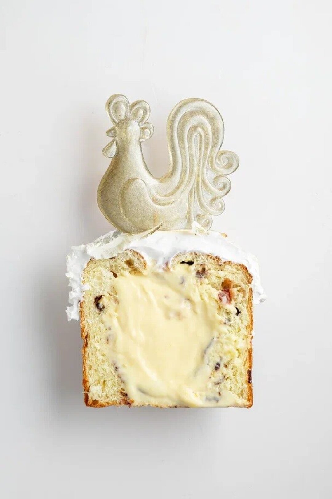 Nomad Авторский пасхальный десерт невероятной кремовости от кондитера Евгении Назаровой вдохновлен ностальгией по сладостям из детства. Это сметанный