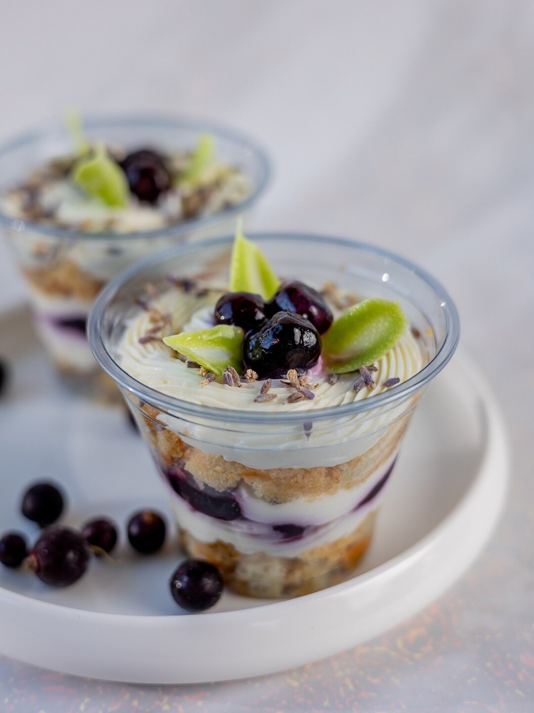 Лавандовый трайфл в «Булкарях»