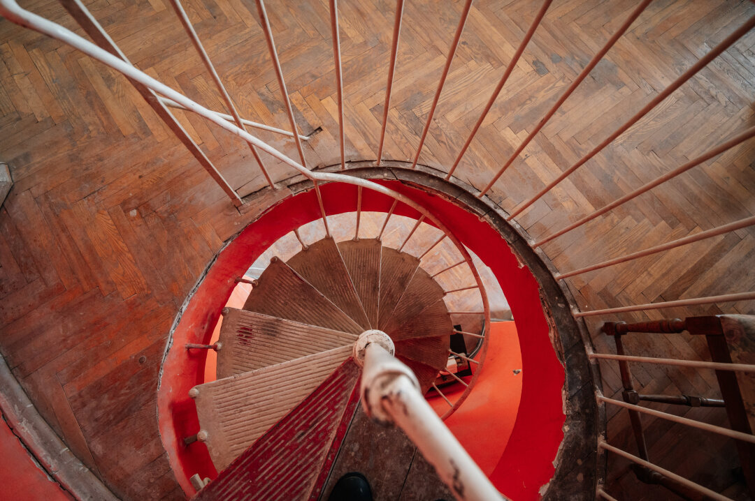 Ей — на минуточку — больше 100 лет!