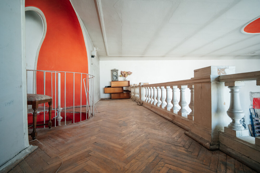 При Соколовых балкон с балюстрадой использовали как кабинет-читальню