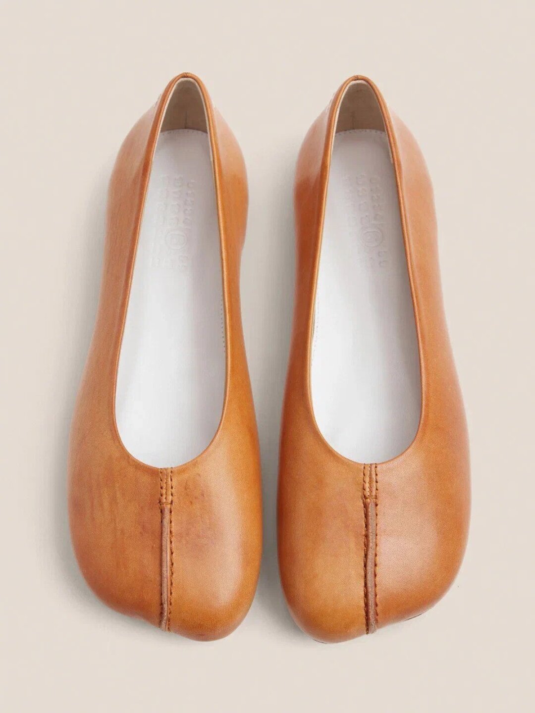 Балетки с анатомическим мысом MM6 Maison Margiela, Rendez-Vous, 56 740 руб.