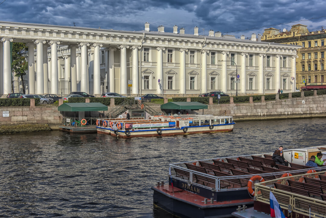 Аничков дворец на Невском проспекте, 39