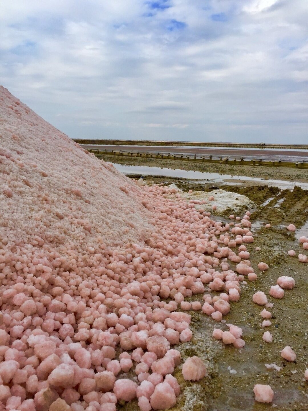 Крымская розовая соль