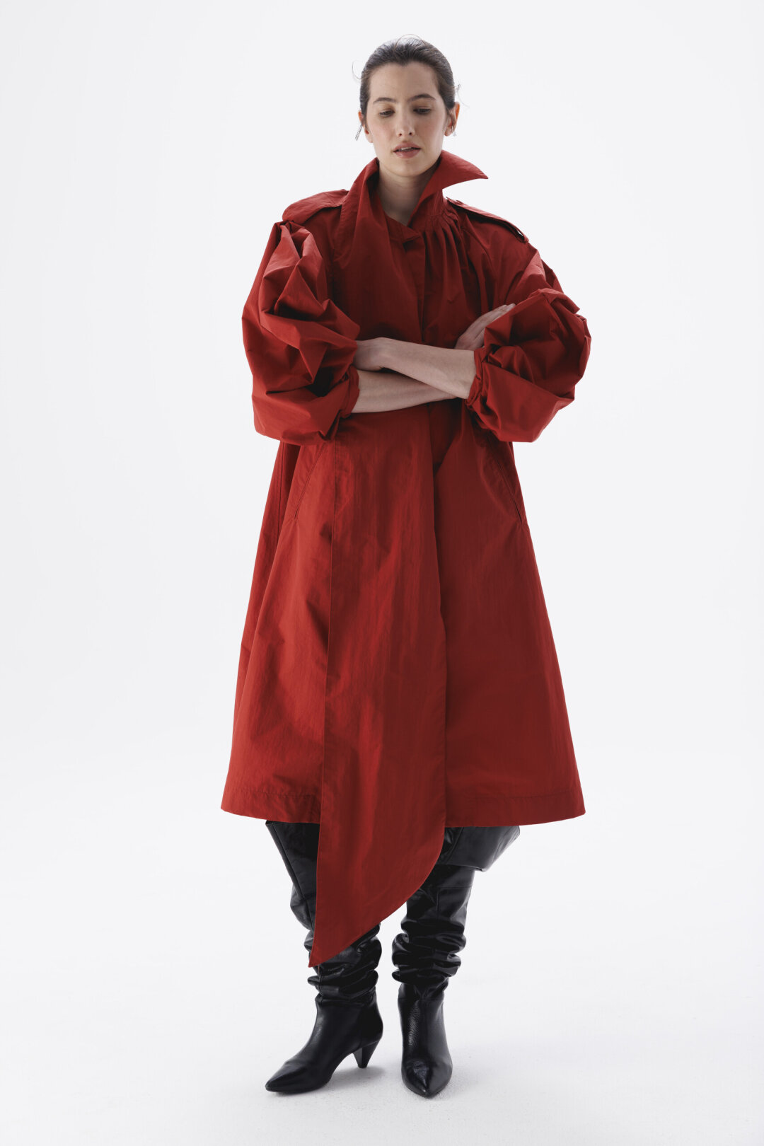 Плащ-пыльник Pampalce, 41 900 руб.