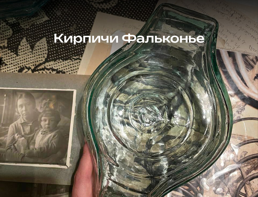 Адрес: улица Рубинштейна, 23 (музей «Квартира Сергея Довлатова»)