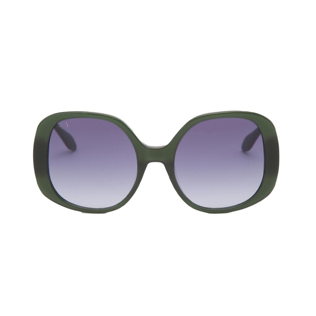 Baldinini, No One, 23 490 руб. Итальянцы Baldinini превратили колорболок с подиумов Prada и Moschino в гранд-оправу в духе 1960-х (готовый стайлинг