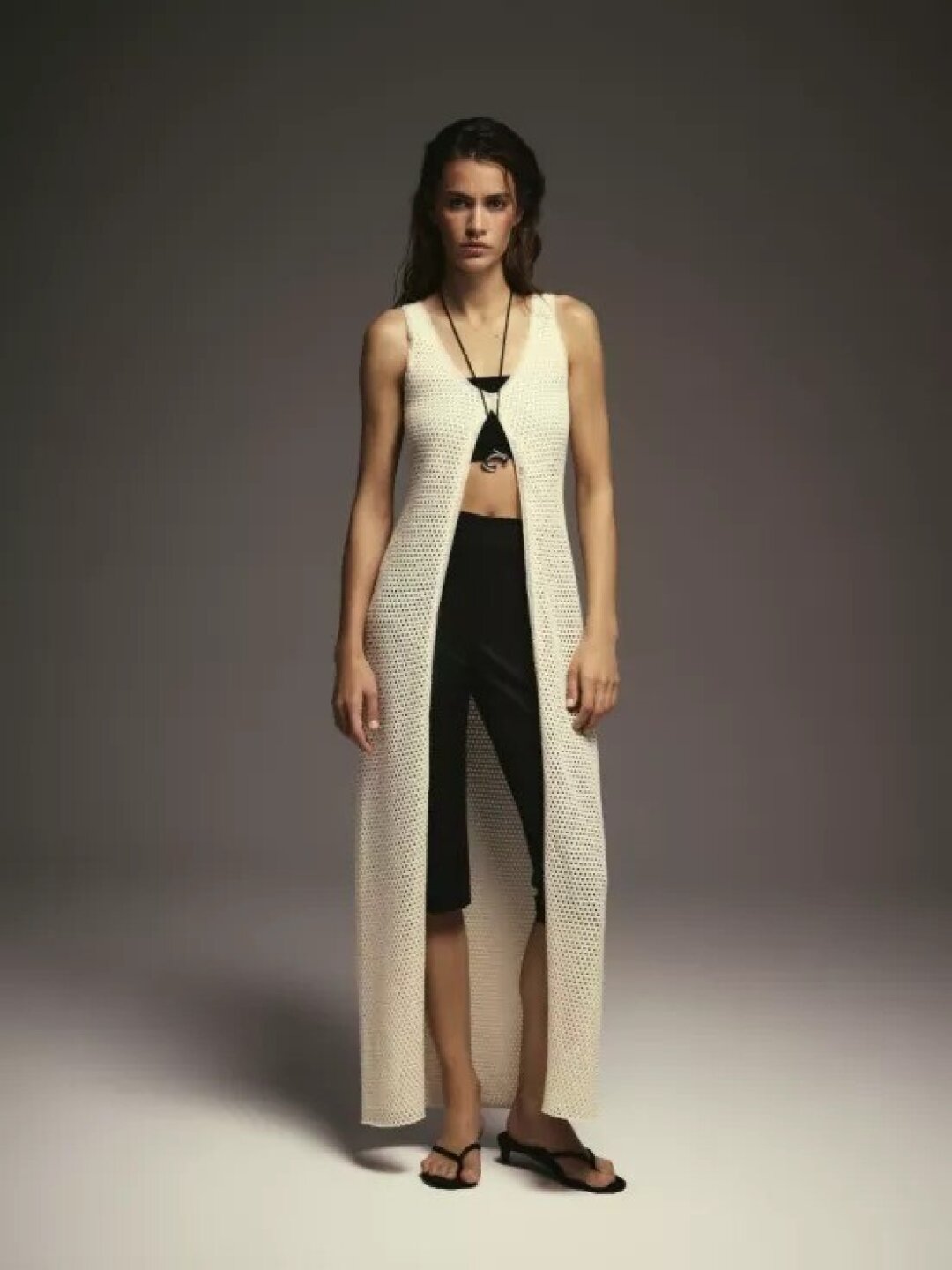 Autentiments, 21 900 руб. Неочевидный мермейдкор в исполнении петербуржцев Autentiments — вязаный жилет-сеть для сочетания с купальниками и летними