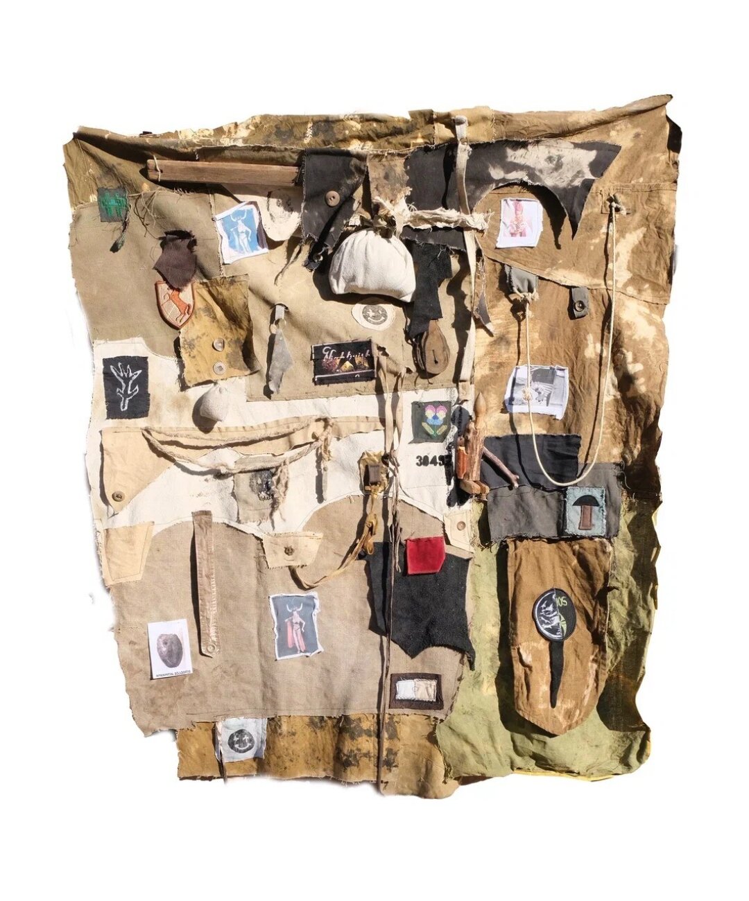 Текстильная скульптура авторства арт-группировки «Цветы Джонджоли»