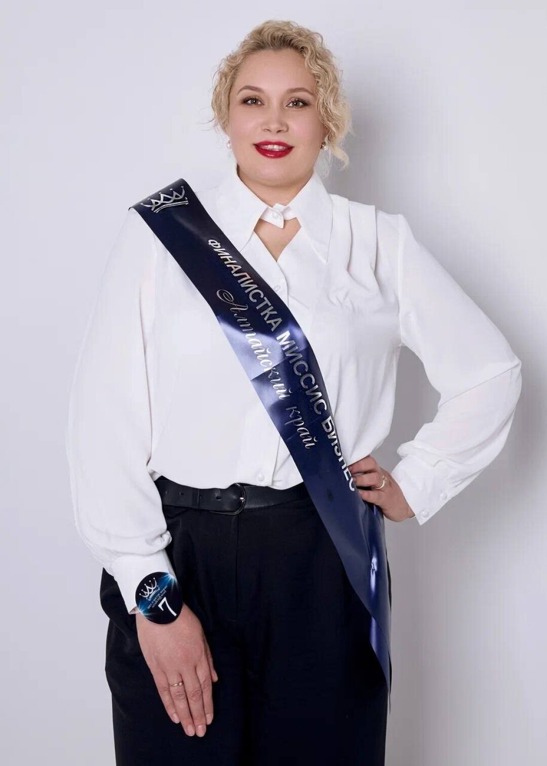 Жанна Чуликова Жанна Чуликова – главный бухгалтер и финансист с 2002 года, многодетная мама и счастливая жена. Обожает всё, что создается руками