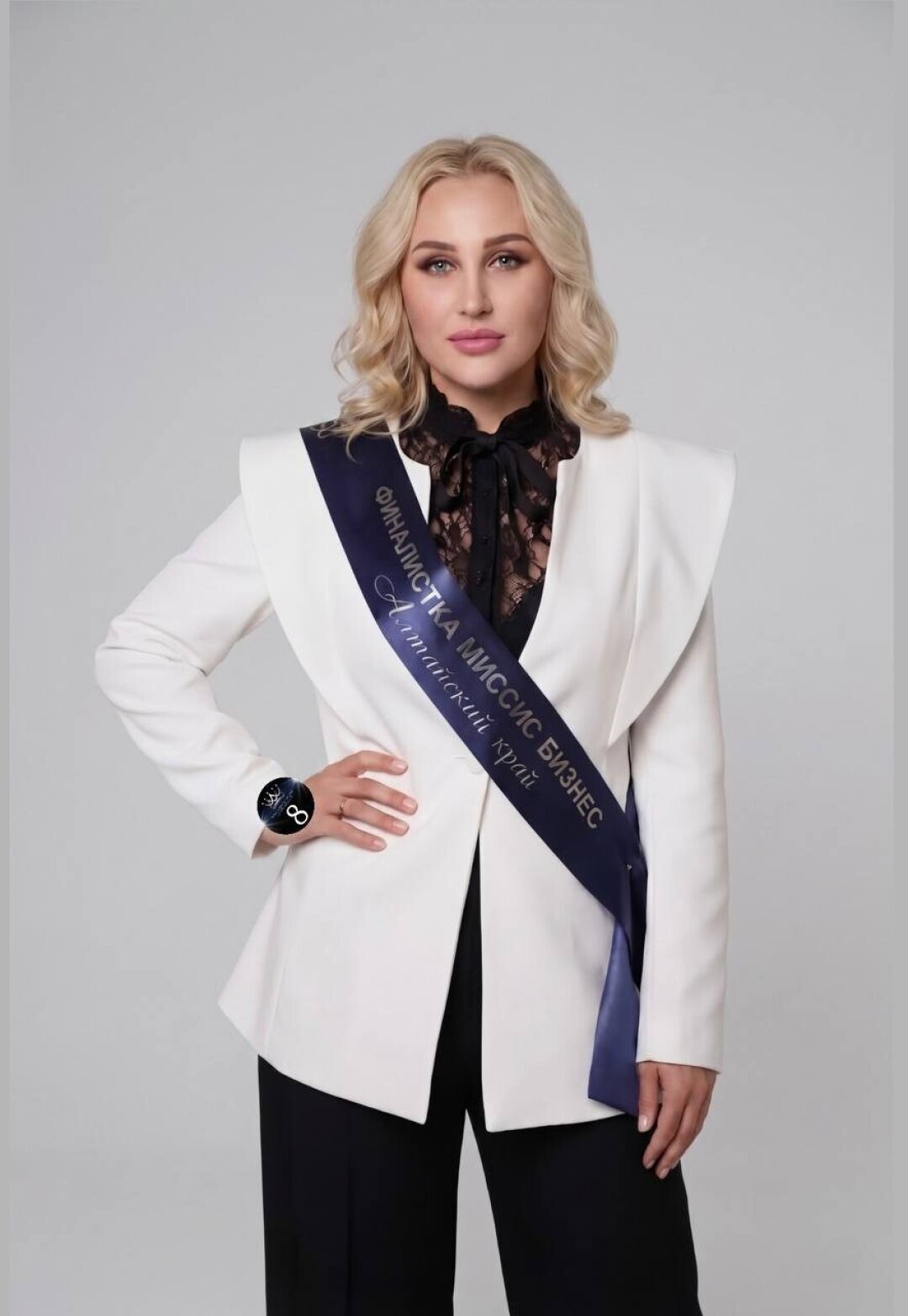 Ольга Глуховцова Ольга Глуховцова — мама трехлетнего сына и предприниматель. Создавала красоту для женщин более 5 лет, сегодня занимается парфюмерией