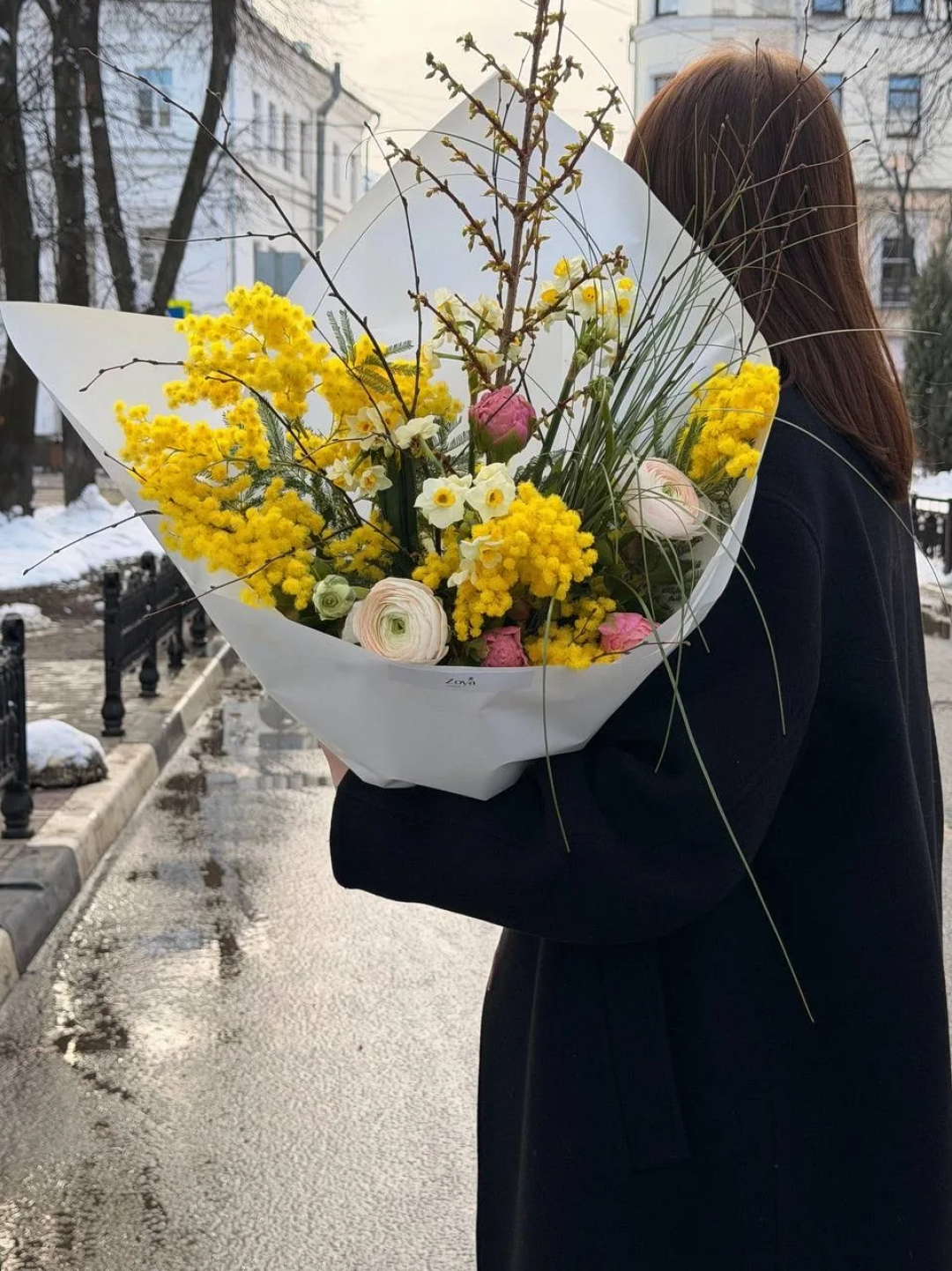 Zoya Flowers & Decor