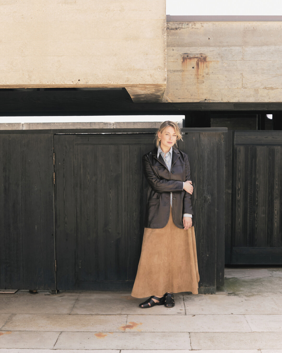 Дизайнер Анастасия Хальчицкая на строительстве дома в Карелии