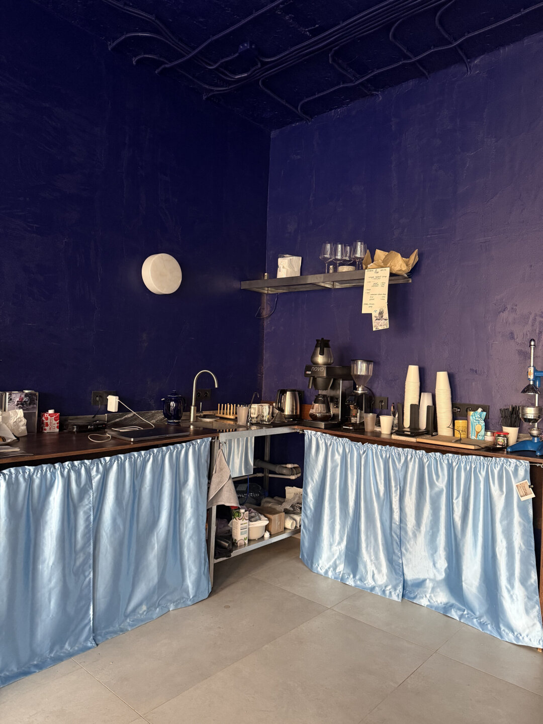 Кухню Яна собирала вместе с папой