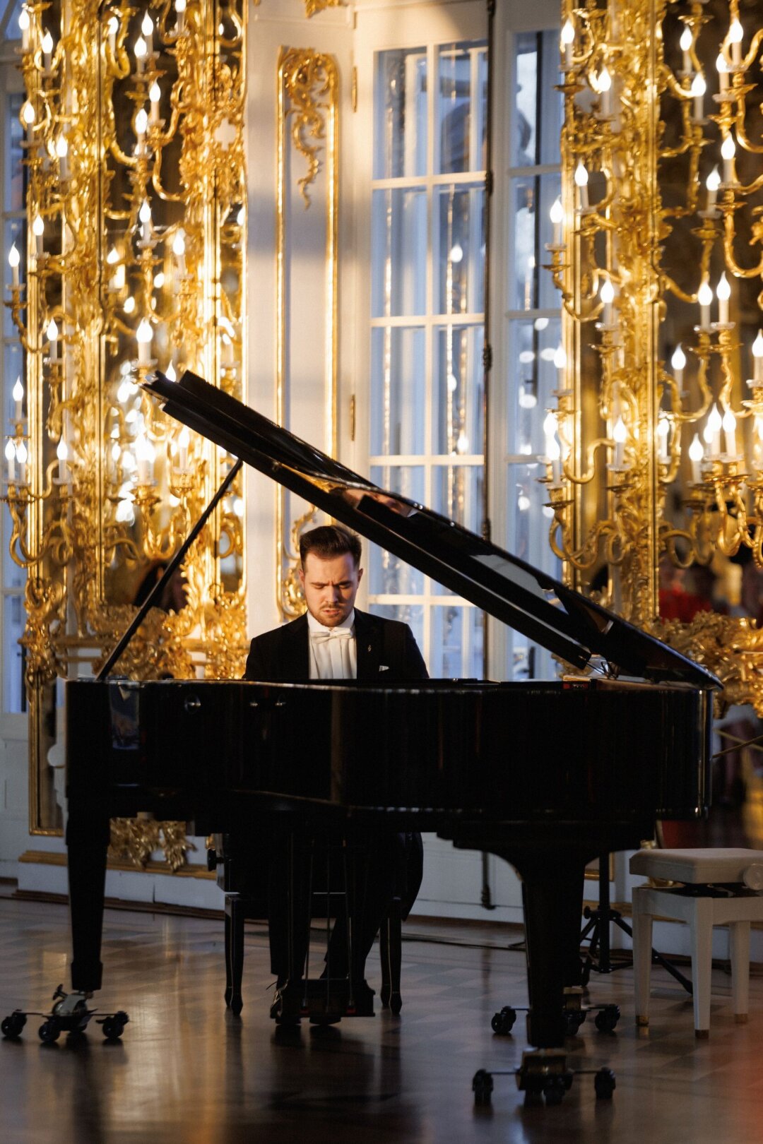 Владимир Родин