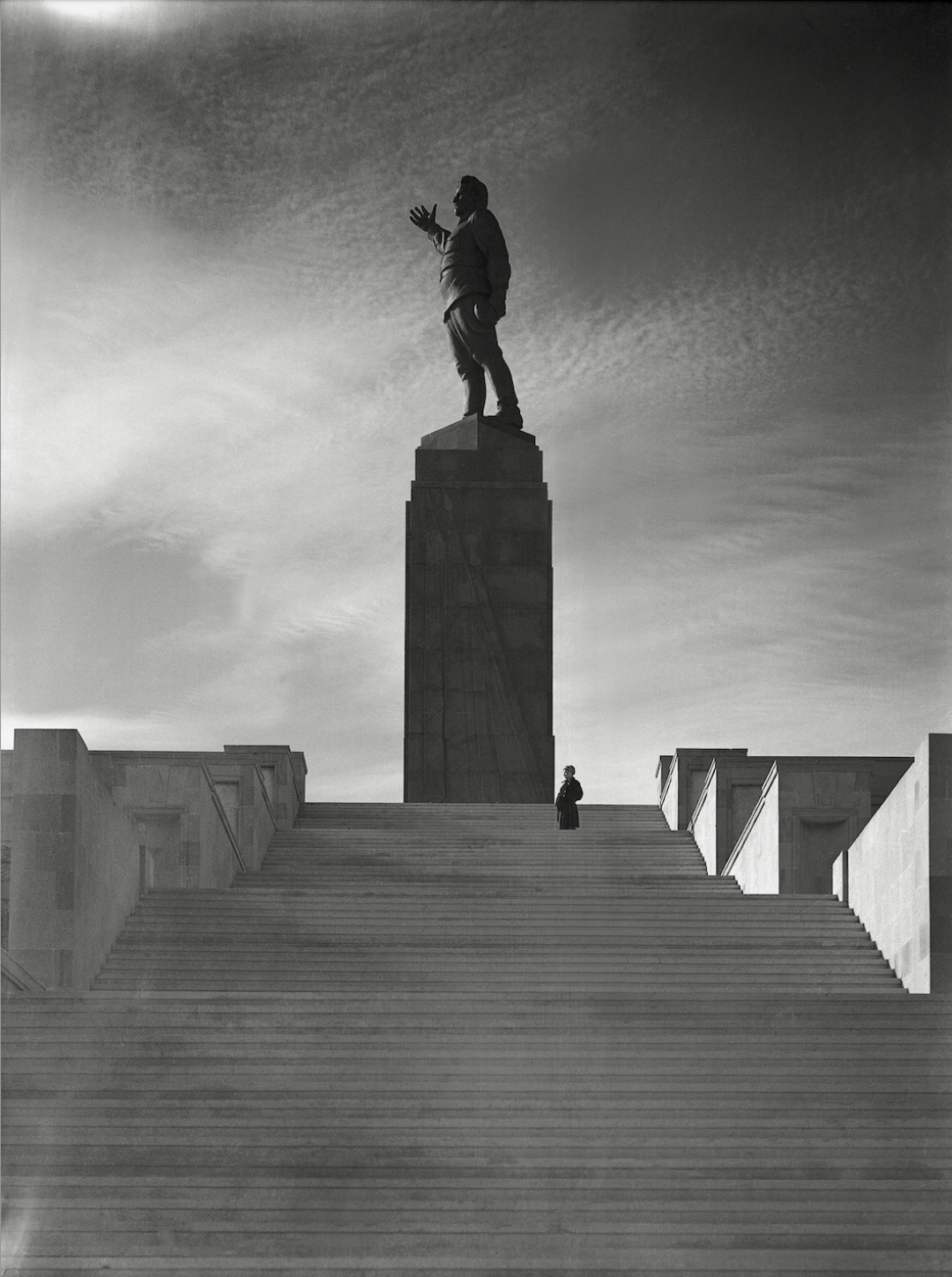 Наум Грановский. Баку. Памятник С.М. Кирову. 1950-е