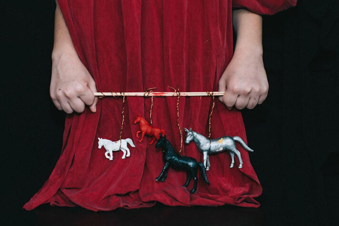 Юлия Павлова. Сцена 3