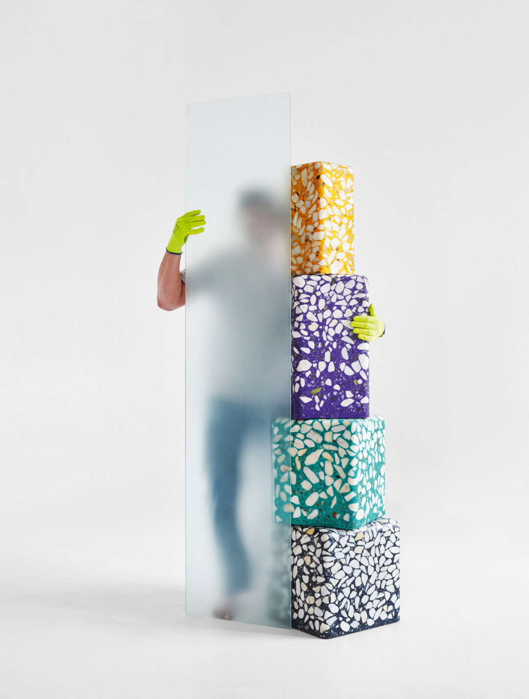 Из яркого терраццо можно делать все: от раковин до мебели — и эти предметы автоматически становятся арт-объектами