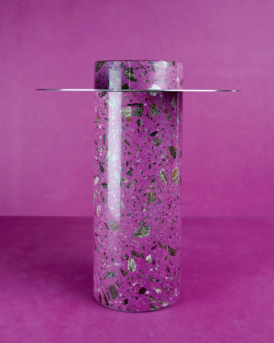 Столик Pupi (Пупи Утипути) из малинового терраццо с нержавеющей столешницей — ягодка от мастерской Lick my Brick