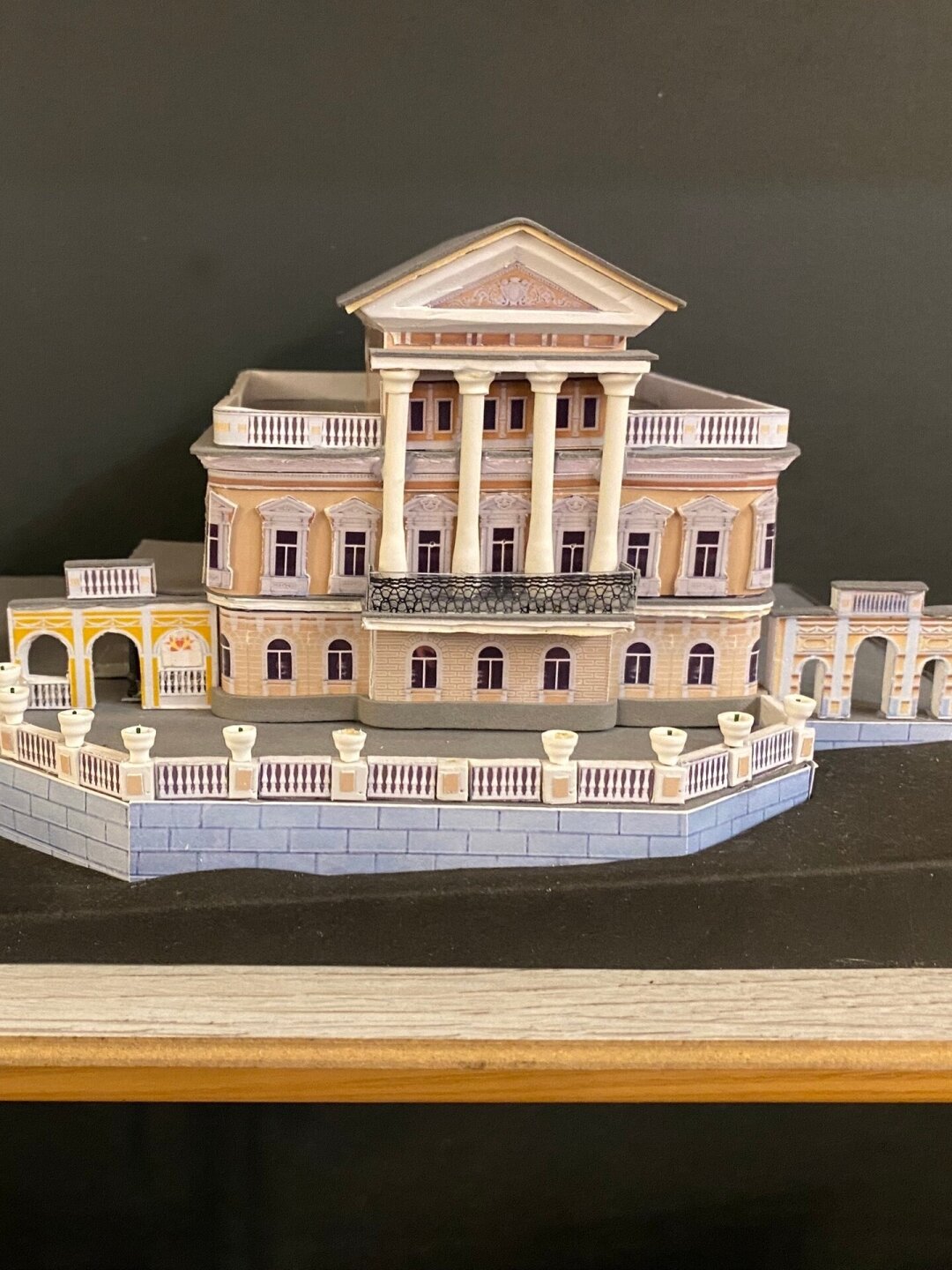 Дом Мешкова в «Кофейне на Сибирской»