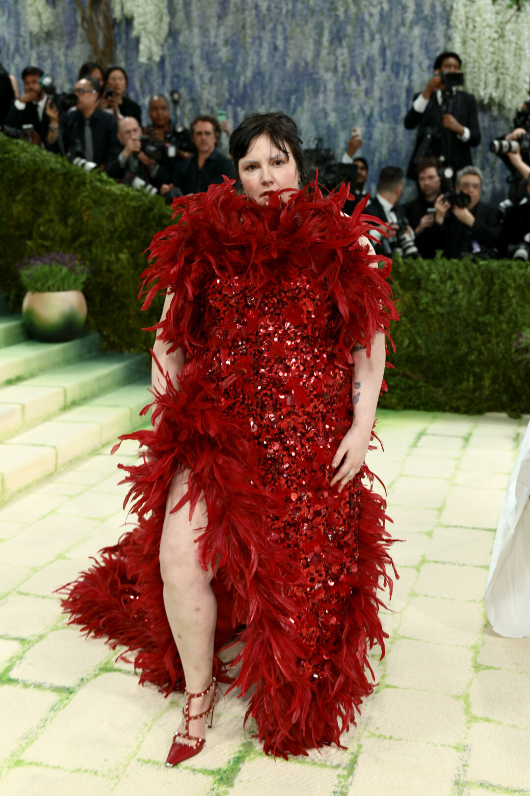 Лина Данэм в Valentino