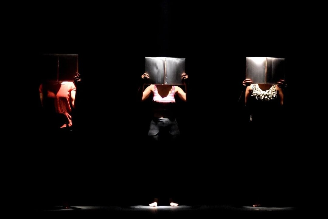 «Безумец» (El Teatro, Тунис)