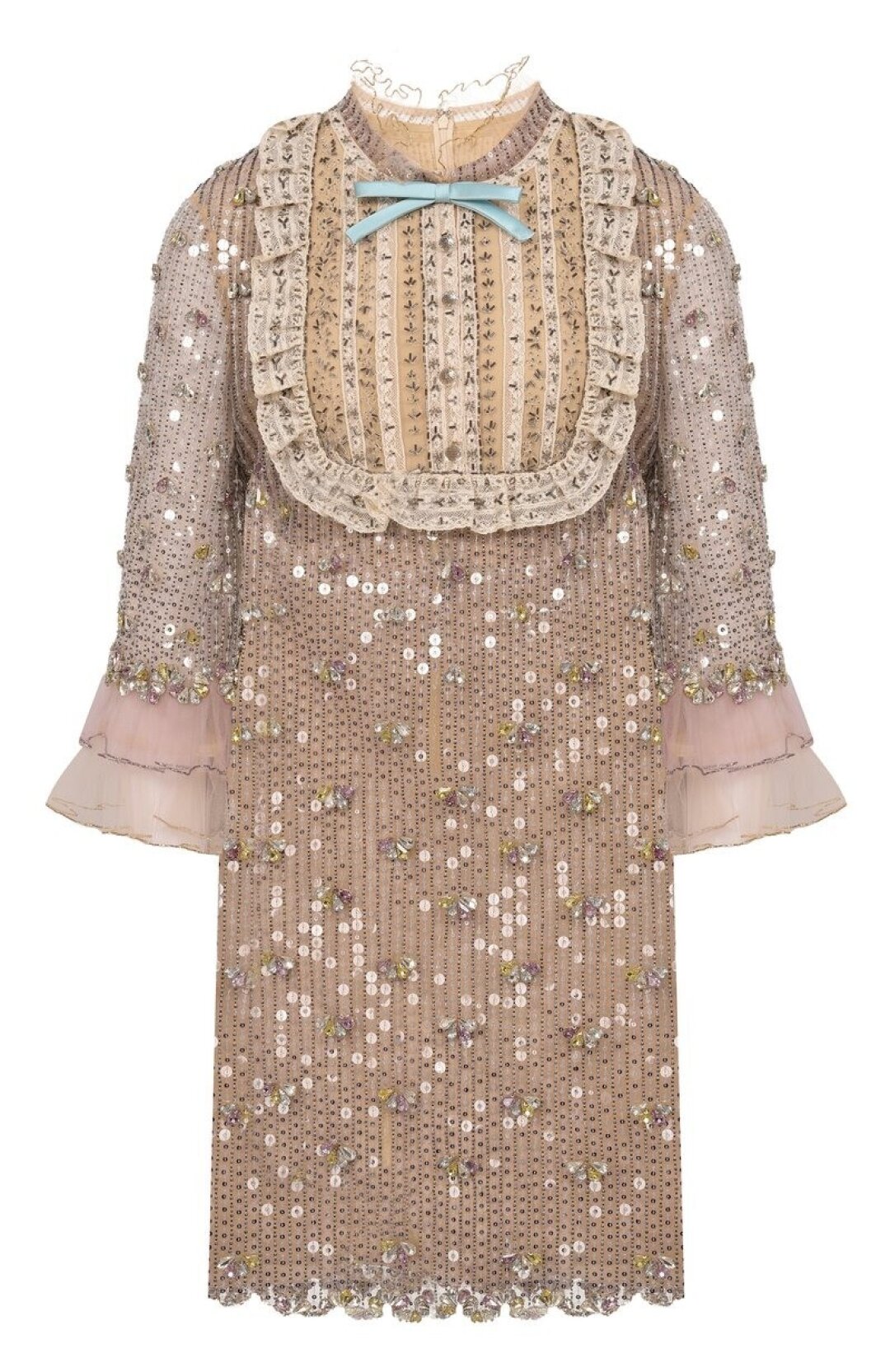 Valentino, ДЛТ, 2 070 000 руб. Сбиваем спесь с драгоценного (во всех смыслах) платья Valentino с помощью правильных обуви и аксессуаров, например